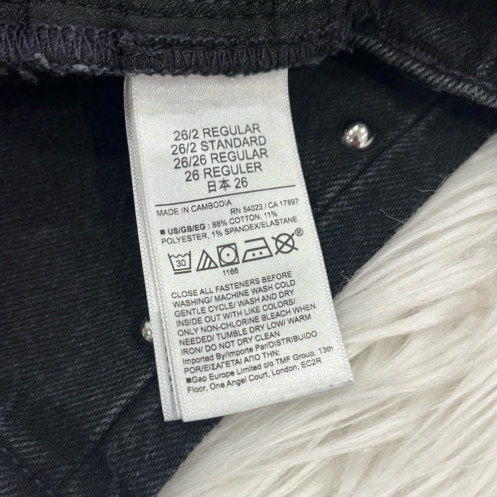 GAP 90s High Rise Black Studded Jeans - Picture 11 of 15